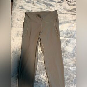 Old Navy Active Go-Dry Leggings in Dark Green